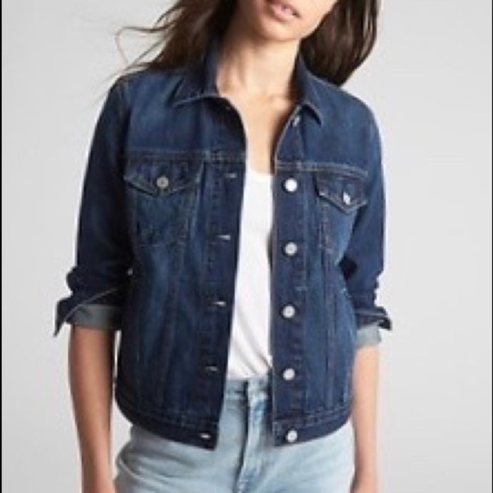 Classic Gap icon denim jacket